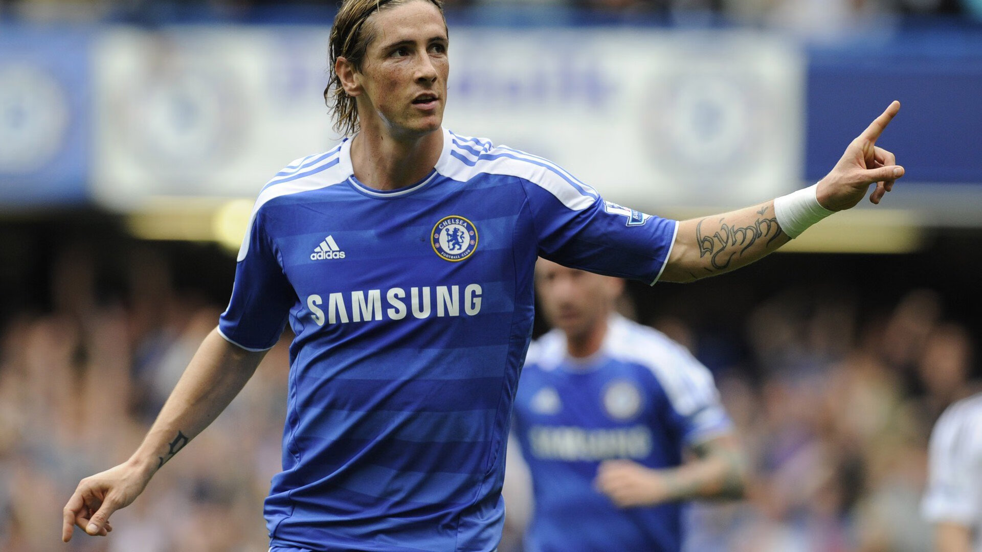 足球视觉识别系统增强比赛精彩镜头提取，足球解析视频制作